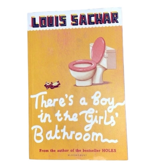 There’s a boy in the girls bathroom book by Louis Sachar - Picture 1 of 7